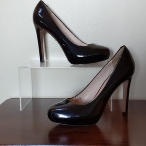 Pour LA Victoire Black Patent Leather Pumps